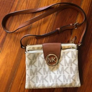 Michael Kors Crossbody